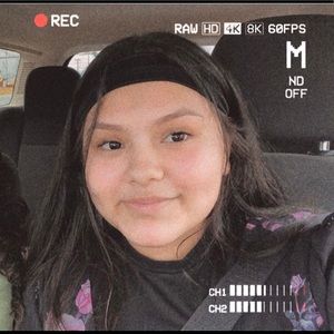 Meet your Posher, Stacy